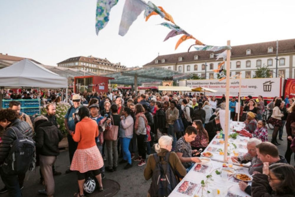 Lire la suite à propos de l’article Un banquet contre le gaspillage alimentaire à Lausanne